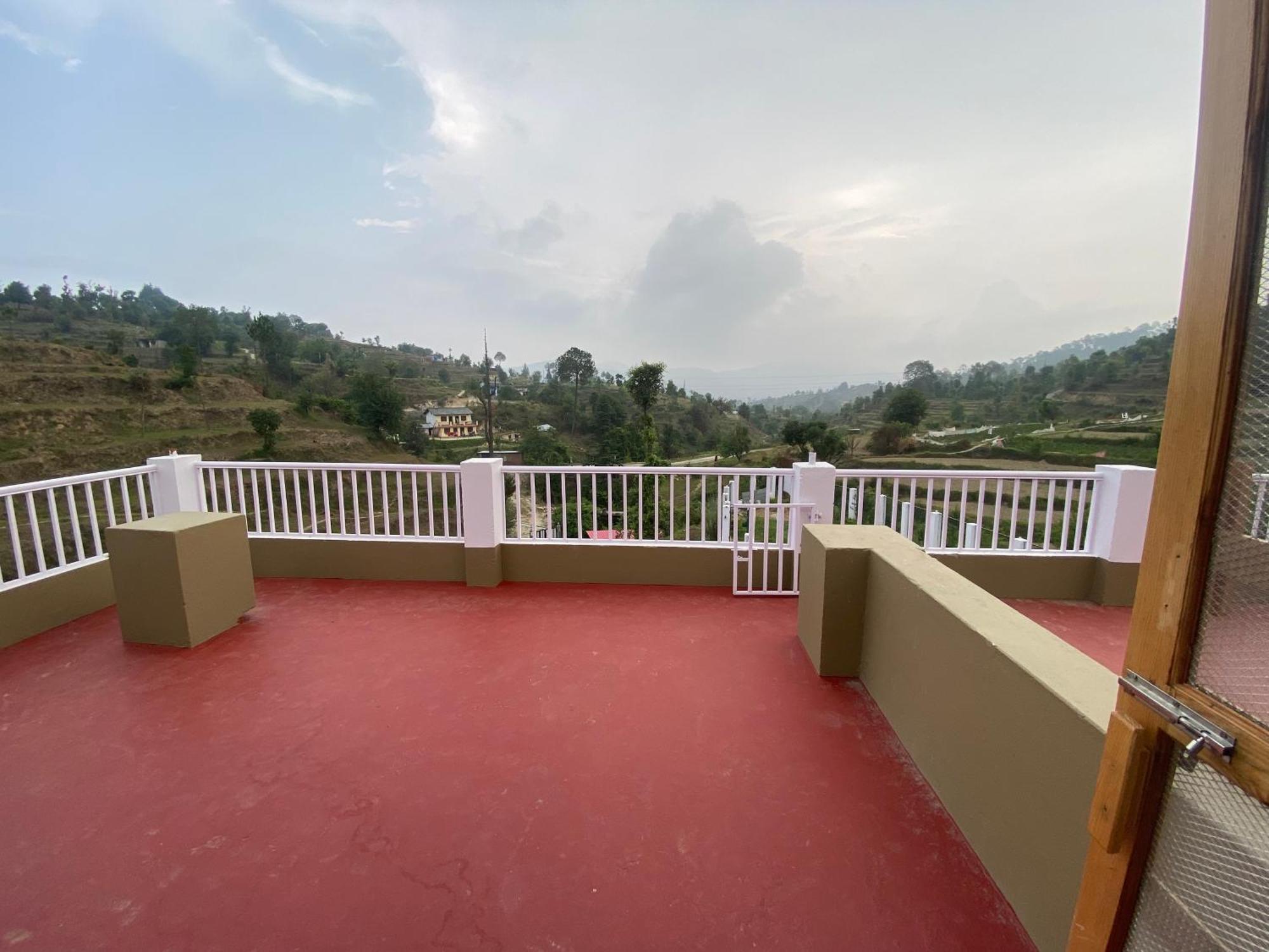 Brook Cottage Champawat Екстериор снимка