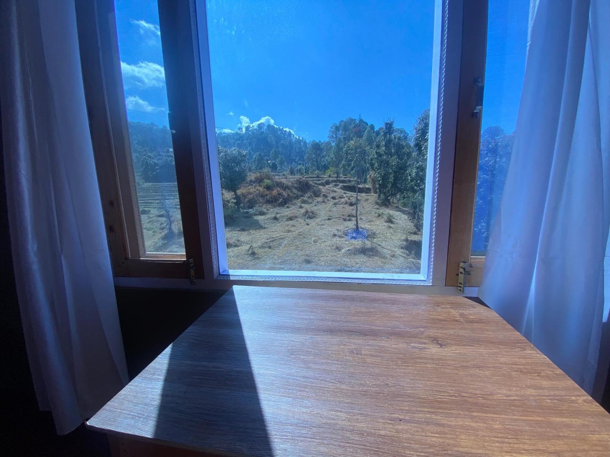 Brook Cottage Champawat Екстериор снимка